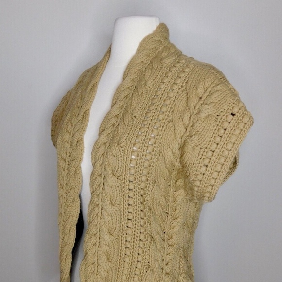 Cozy Tan Cable Knit Sweater - Picture 5 of 10